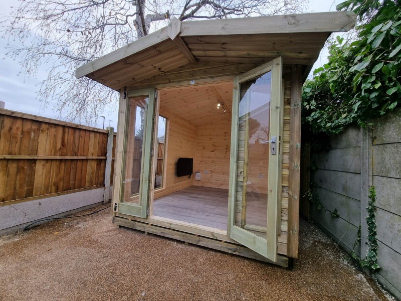 Royal summerhouse, insulated office, garden r